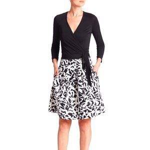Diane Von Furstenberg Black White Wrap Dress Size 6 Excellent Condition